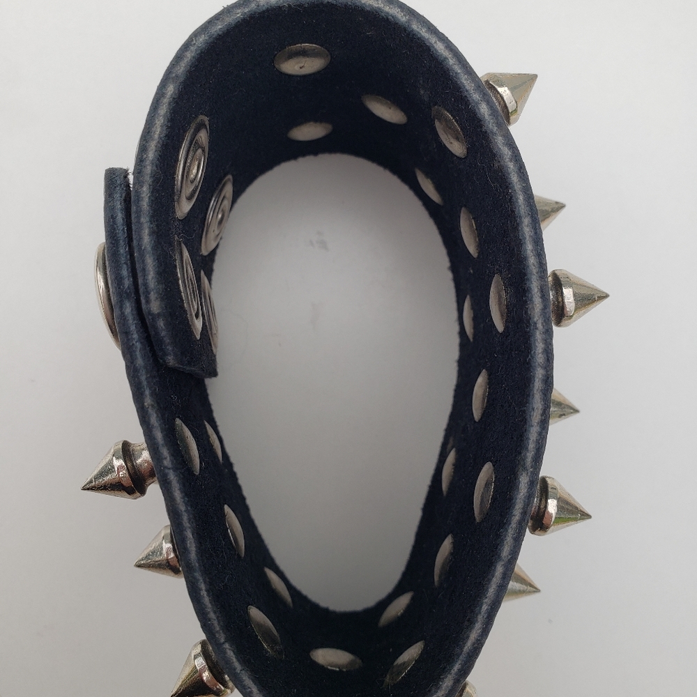 Leather Stud Spike Cuff. Unisex Punk Bracelet.
